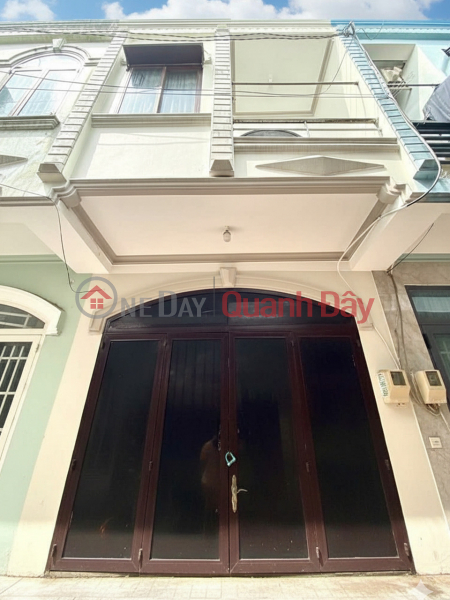 L1845 ️ Reduced by 100 million VND! Near Cho Cau 2 Bridge, Go Vap District, Shared Ownership, Square plot, Alley access, 3.5x7m, 3.x billion VND Sales Listings