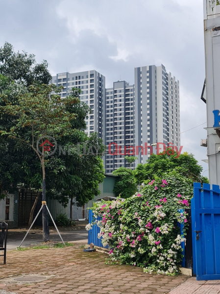 Property Search Vietnam | OneDay | Khu dân cư, Niêm yết bán 1999 tr sở hữu căn hộ cao cấp 2n 2wc 75m2 tầng trung tại Trâu Quỳ, Gia Lâm. Lh 0926782459