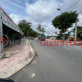 OWNER NEEDS TO QUICKLY SELL LOT OF LAND Fronting Asphalt Road No. 3, 50m from Mac Van Thanh _0