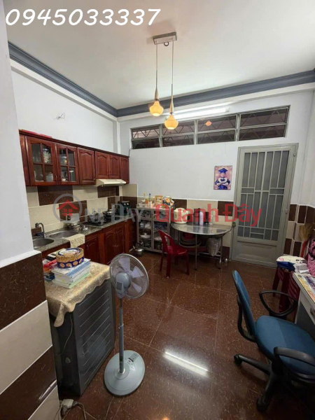 đ 8.1 Billion, House for sale, shared ownership, alley access, suitable for business, Tan Thuan Ward, District 7, area 60m2 (4x15m),8.1 billion VND.