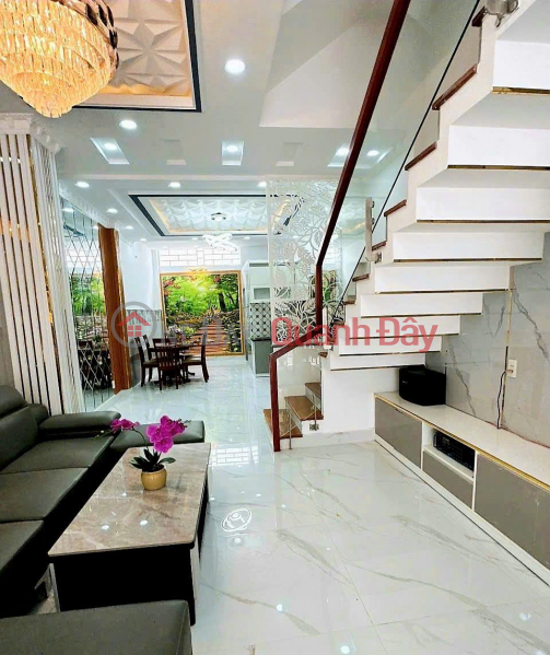 HOUSE FOR BOTH RESIDENTIAL AND COMMERCIAL USE, CONNECTING ALLEY, DENSELY POPULATED AREA, 4X16.5M, 4 FLOORS, 6.9 BILLION VND, Vietnam, Sales đ 6.9 Billion