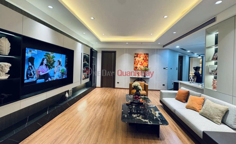 Property Search Vietnam | OneDay | Nhà ở, Niêm yết bán | MỚI ĐÉTTòa 17T6 Hoàng Đạo Thúy 119m, 3PN, Nội thất đẳng cấp, 10.8 tỷ, đắc địa Cầu Giấy