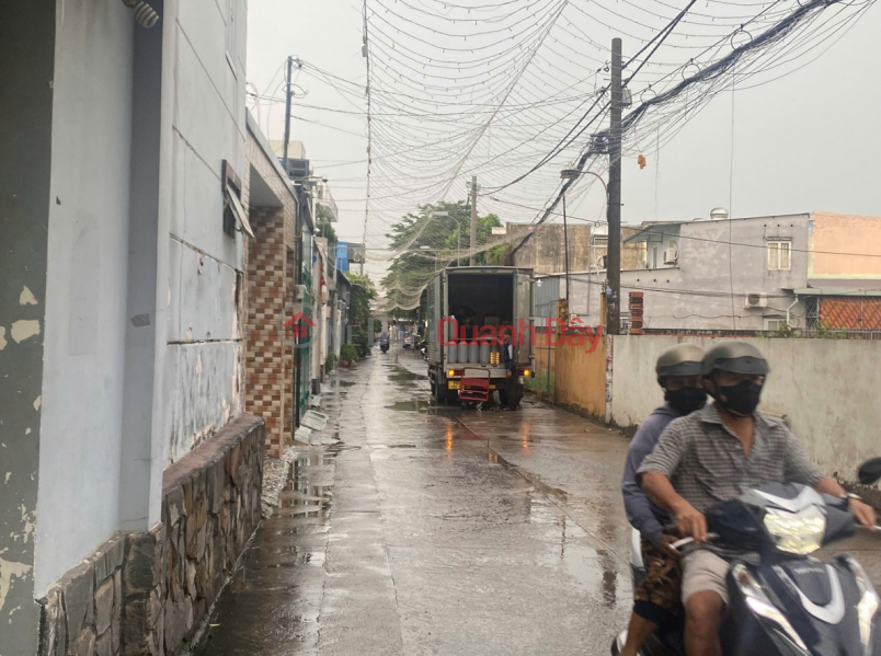 Owner selling house on Street 17, Binh Trung Dong, HCM - Street wide enough for two trucks to pass each other, area 61.9m2 Sales Listings
