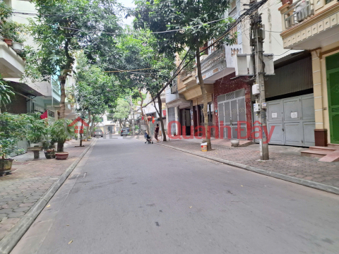 BÁN NHÀ KHU PHÂN LÔ 918 PHÚC ĐỒNG Ô TÔ VÀO - KINH DOANH 6 TẦNG THANG MÁY 42m2 X 13 Tỷxx. _0