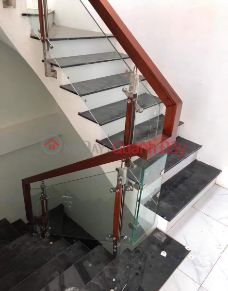 I'm renting out a house, 133m2 - 7 floors, Linh Lang, Dao Tan, Phan Ke Binh - 76 million VND. Vietnam, Rental đ 76 Million/ month