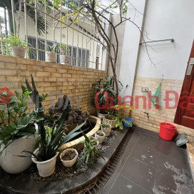 House for sale 105m2 Nghi Tam street, Tay Ho 10m Cars avoid terrible frontage 9.5 Billion VND _0