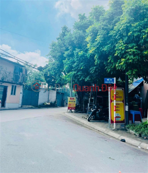 Land for sale on De Quai Street, Tay Ho District. 355m Frontage 10.7m Approximately 20 Billion. Commitment to Real Photos Accurate Description. Owner Sales Listings