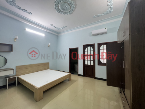 4-storey house for rent on Duong Tu Minh street - near Pham Van Dong beach _0