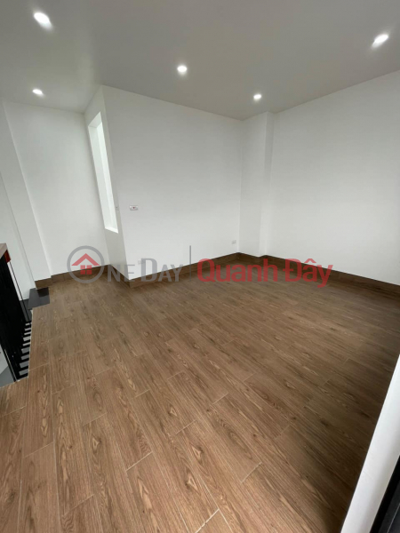 House for sale 81m2 Sai Dong street, Long Bien 7-seat garage Elevator Furniture Import Price 12.3 Billion VND Sales Listings