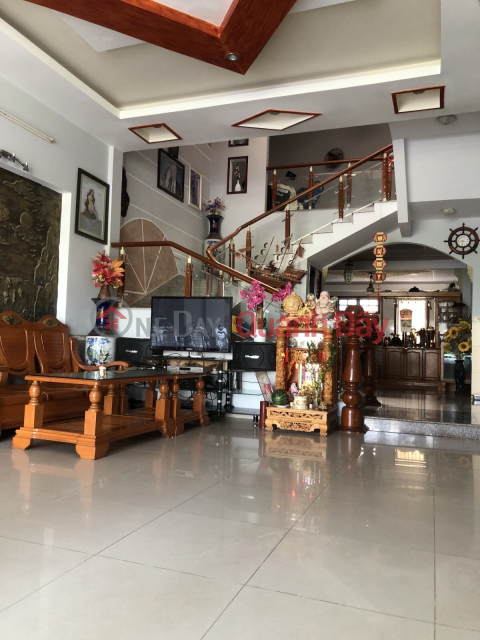 Urgent sale 3-storey house with 3 mesmerizing frontage of Han Thuong Lake, Son Tra Da Nang 100m2 Only 7.55 billion negotiable _0
