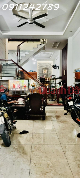 REDUCE MORE THAN 1 BILLION IN INVESTMENT TOO CHEAP >> 4-FLOORY HOUSE FOR BUSINESS FACE >> NEAR LE VAN VIET - THU DUC INTERFACE Vietnam Sales, đ 8.7 Billion