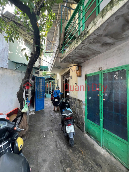 BEAUTIFUL HOUSE - GREAT PRICE - SELLING TO MOVE ABROAD - Price only 1.2 BILLION VND - RIGHT IN THE CENTER OF THU DUC CITY Sales Listings