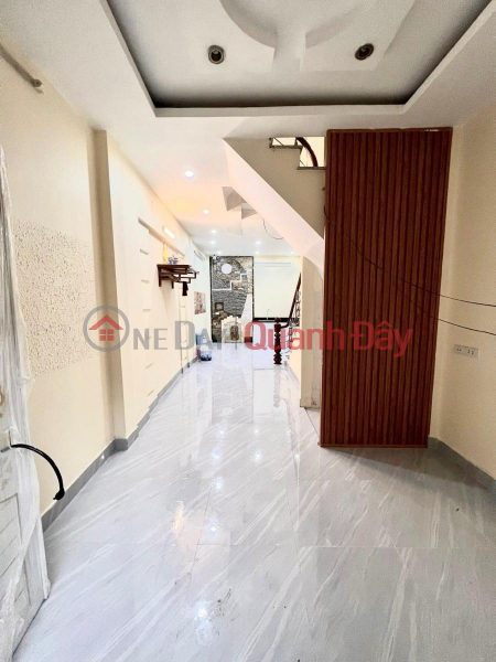 đ 8.8 Billion YEN HOA - CAU GIAY - 40M2 x 5 FLOORS - NEAR STREET FRONT - HOUSE AVAILABLE IMMEDIATELY - PERFECT SECURITY - ABOVE 8 BILLION