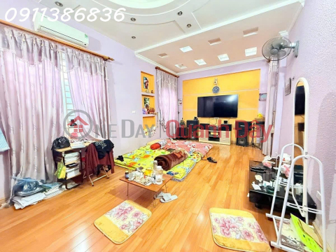 Nhà đẹp Nguyễn Khang, gần Ô tô, 45m 4 tầng, Ngõ rộng, chỉ 10.9 tỷ _0
