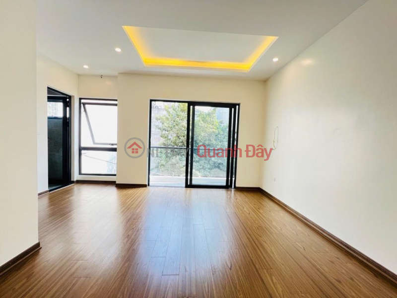đ 8.3 Billion HOUSE FOR SALE ON HOANG MAI STREET, TRUONG DINH, CORNER LOT, CAR PARKING AT DOOR, 35M2, 8.3 BILLION