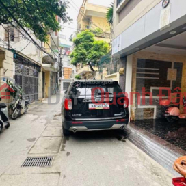Bán nhà 4 tầng Hoàng Cầu, 51m2, ô tô đỗ cửa, kinh doanh, giá 11.5 tỷ _0