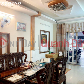 Beautiful house for sale with 3 floors, Dt 81m2, AN THUONG street, Da Nang, close to the sea, near HO CHI MINH street, Price only 12.x billion _0