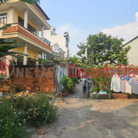 Land in the center of District 12, An Phu Dong, 14x22 meters, price 5.x billion VND. _0