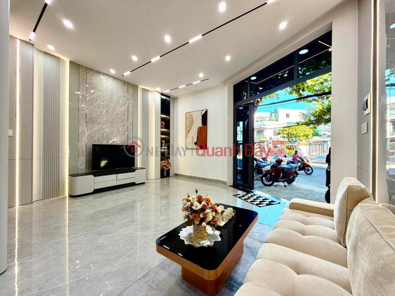 Property Search Vietnam | OneDay | Residential, Sales Listings Stunning 3-story, 3-level building with a prime location in Hai Phong - right next to AEON Mall.