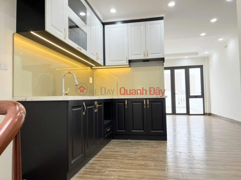 Property Search Vietnam | OneDay | Residential Sales Listings House for sale 66m2 An Duong street, Tay Ho Elevator Garage Business 13.5 Billion VND