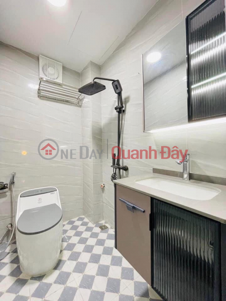 Need money to sell 2-sided apartment with 4 car lanes, 72 meters, 3.5 floors, 4.25 billion Hoang Mai, Vietnam | Sales | đ 4.25 Billion