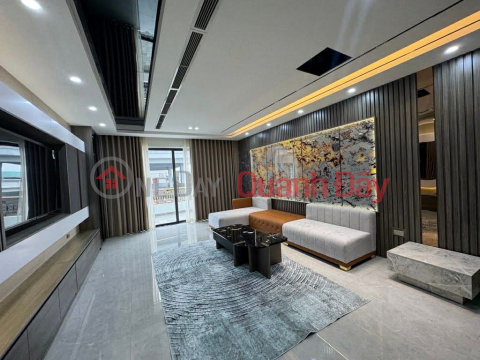 nhà đẹp Nguyễn Văn Cừ, 7 tầng thang máy, gara ôtô, điều hoà âm trần, full nội thất _0