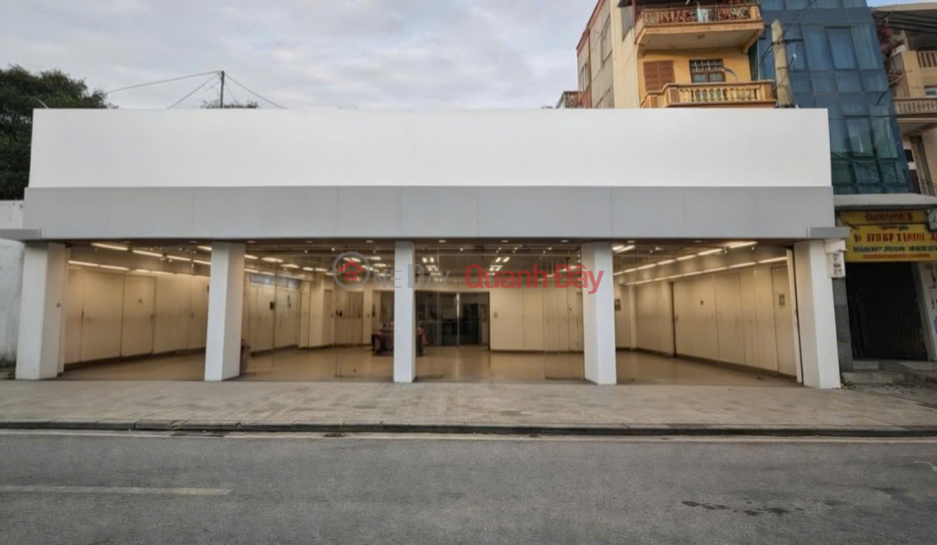 House for rent, Nguyen Khanh Toan, Nguyen Van Huyen; 242m2* 1 floor - 33 million VND Rental Listings