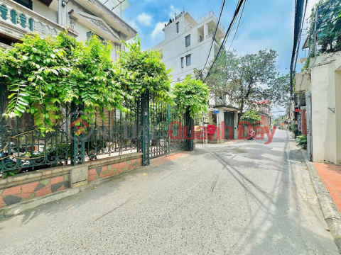 BEAUTIFUL HOUSE IN NGOC THUY, LONG BIEN - 8 FLOORS WITH ELEVATOR, FULL HIGH-CLASS FURNITURE, GOOD PRICE _0