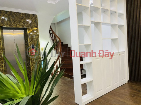 House for sale 40m2 Ngoc Thuy, Long Bien. Car garage, business.6.8 billion _0