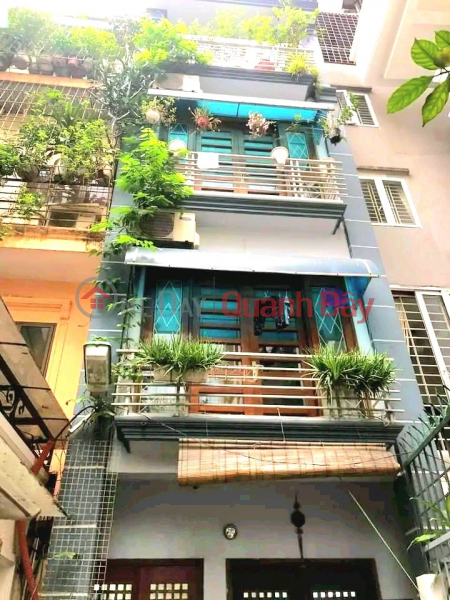 Property Search Vietnam | OneDay | Residential, Sales Listings Opportunity to own a house in 2023. House for sale in Hoang Cau, O Cho Dua lots. 4-storey house, area 40m2. The price is 7 billion.