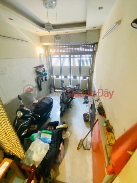 Cho thuê nhà ngõ 147 Tân Mai, 4 tầng x 33m2, 3 ngủ, full đồ vào ngay | Việt Nam Cho thuê | đ 10 triệu/ tháng