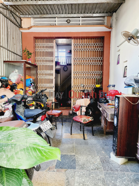 House for sale in Tran Hung Dao alley, Dong Da Quy Nhon ward, 76m2, Gac Lo, price 2 billion 500 million Sales Listings
