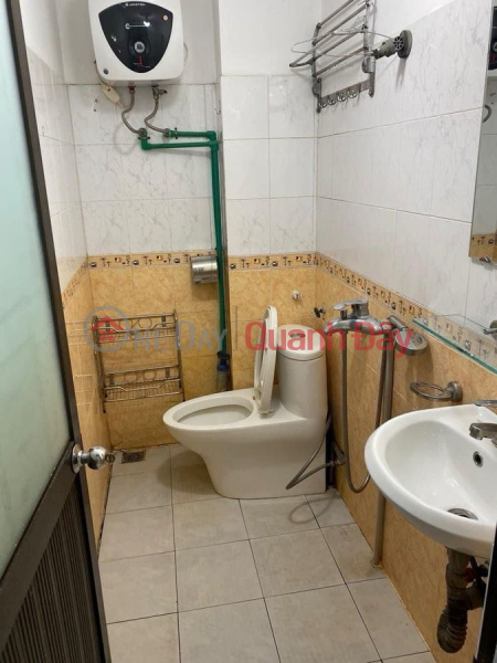 Nhà Hoàng Sâm - Cầu Giấy 2 thoáng 30m2 xây 5 tầng giá hơn 4 tỷ, Việt Nam | Bán, đ 4,3 tỷ