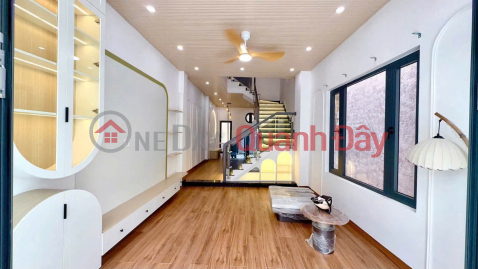 Siêu phẩm 4 tầng 2 mặt kiệt LÂM HOÀNH Sơn Trà - Ngay bãi tắm _0