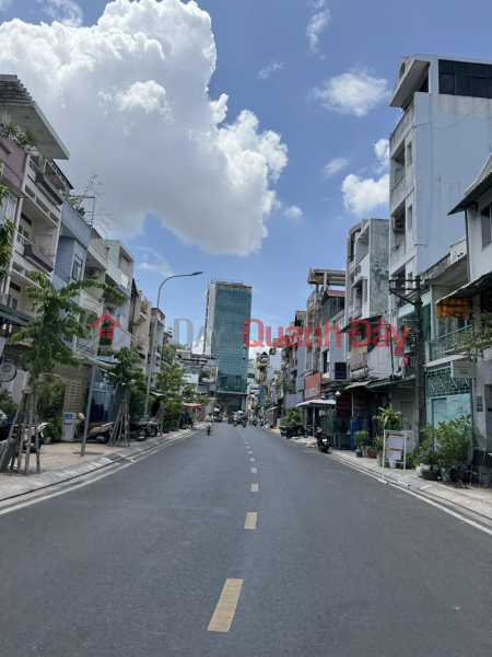 đ 11,18 tỷ, **Bán nhà 4 tầng mặt tiền phường 2, Tân Bình, MT Nguyễn Thanh Tuyền (4*17); 11 tỷ