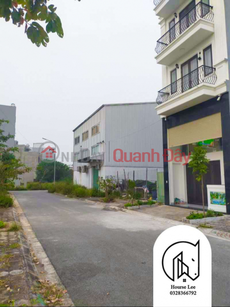 Beautiful piece of land Lo Thanh Am Hamlet, 86m wide sidewalk avoiding car road, frontage: 5m, 10 billion 9 Sales Listings