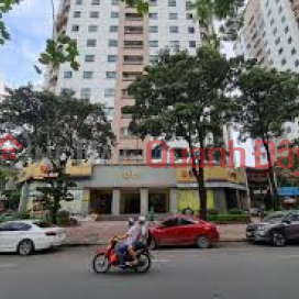 Owner needs to urgently sell corner apartment 151m2 building 17T Hoang Dao Thuy price 9.3 billion _0