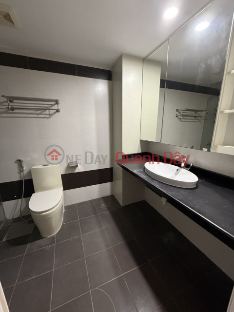 House for sale in Lang Ha, Ba Dinh, alley for cars, 65m2, 5 floors, only 24 billion _0