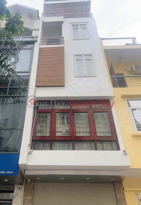 QUICK SALE OF A HOUSE NEAR THE ACADEMY OF FINANCE - LE VAN HIEN STREET, 5 FLOORS, MT4m _0