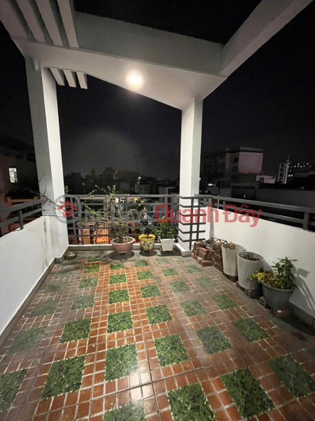 đ 11 tỷ, Nhà mặt tiền 5 tầng, Đường 10m, 75m2 – Lê Hoàng Phái QV