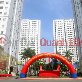 Owner selling 2-bedroom apartment at HQC Plaza, fully furnished, only 1.55 billion VND, with separate ownership certificate. _0