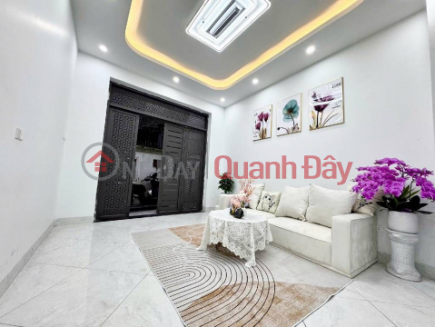 Bán nahf Khương Trung 2 thoáng, 6 tầng 8 ngủ, đủ nội thất chủ 9,9 tỷ _0