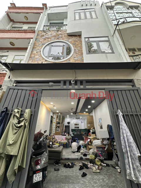 8 BILLION VND, IMMEDIATE OWNERSHIP OF A PROPERTY ON PHAM VAN DONG STREET, VF5 GATEWAY, 20M FROM MAIN STREET, AREA: 40M2 x 5 FLOORS _0