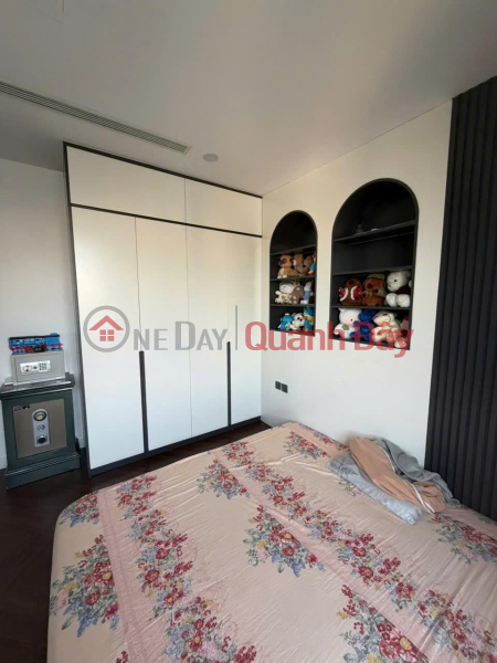 Chuyển nhượng căn 3PN diện tích 110m2 tòa C6 Vinhomes D’Capitale, Niêm yết bán