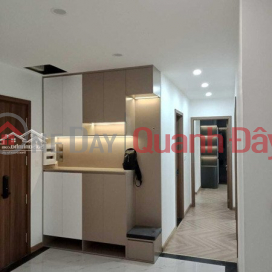 I am the owner and want to sell the corner apartment A0605, Tower A, Mipec Rubik Project 122 Xuan Thuy. Fully furnished just needed _0