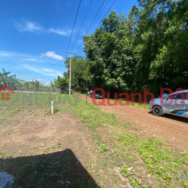 Plot of land right in Chon Thanh administrative center _0