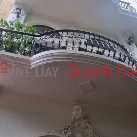 Hoàng Như Tiếp biệt thự 120m2, 4.5 tầng,mt 5.25m, 15 tỷ Long Biên _0