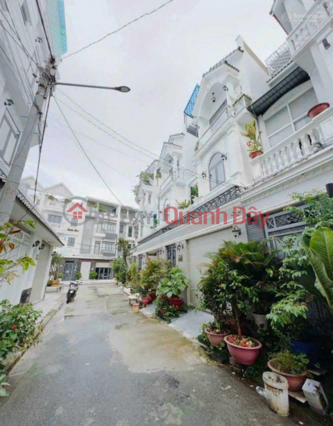 Selling a beautiful house with 4 floors 6.4x14m, price only 6.5 billion, Huynh Tan Phat street _0