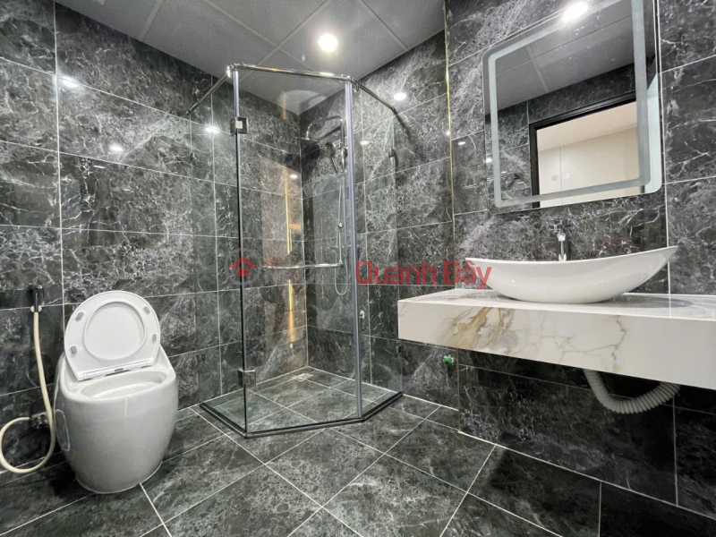 đ 29.5 Billion | HOUSE FOR SALE ON NGUYEN DUC CANH - HOANG MAI, 98 SQUARE METERS, 7 FLOORS WITH ELEVATOR, PRICE 29.5 BILLION.