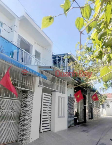 NEW 2-STOREY HOUSE WITH CURRENT DESIGN, FRONTAGE ON HOA TRUNG STREET, VINH HOA - NHA TRANG, PRICE: 2TY250 Sales Listings